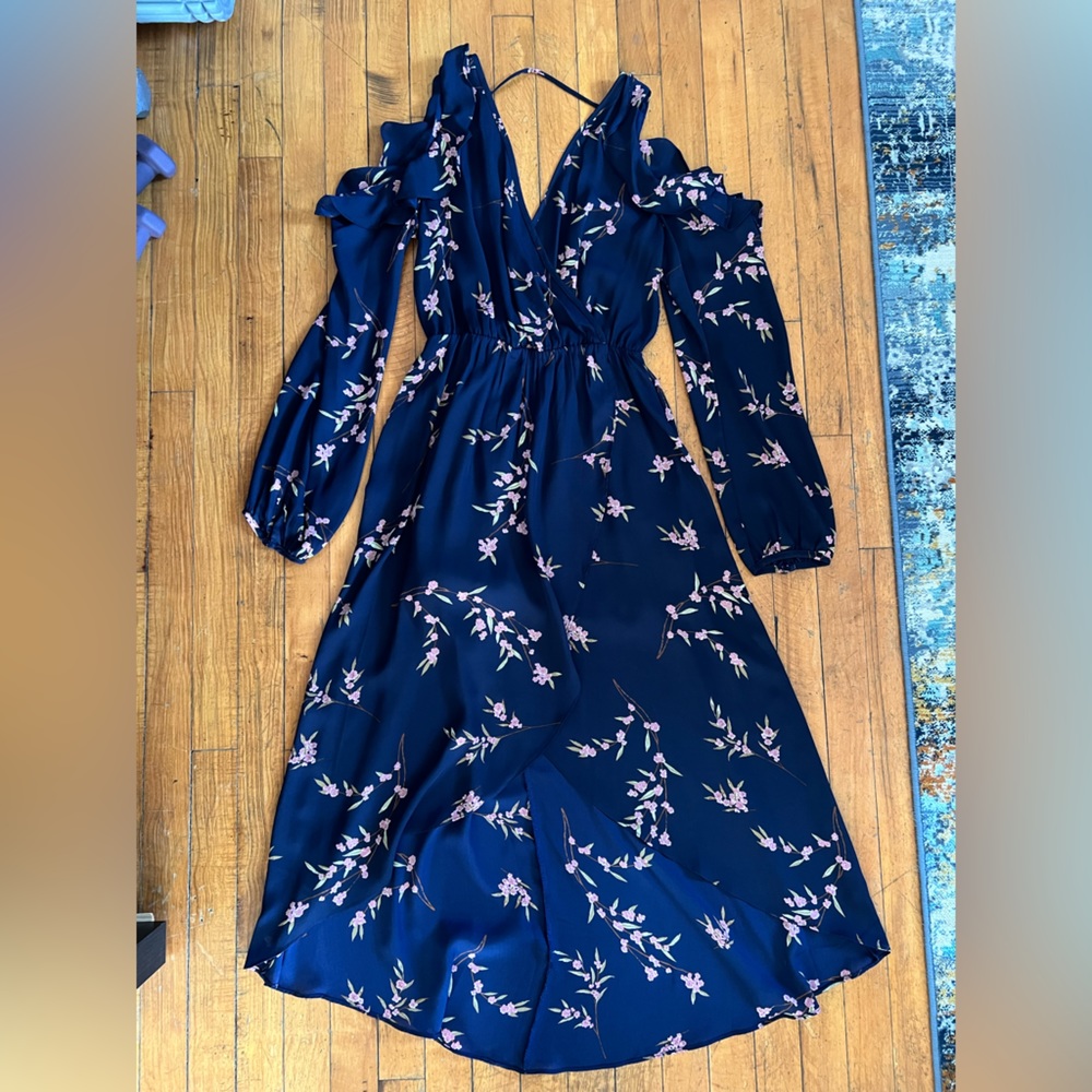 Soprano High-Low Cold Shoulder Surplice Navy Floral Dress with V Back - Size M